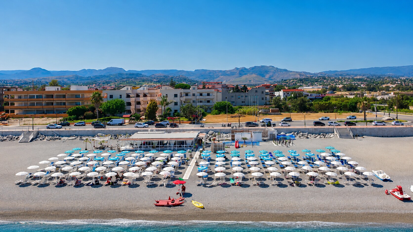 Vista aerea della spiaggia di Tamango a Siderno